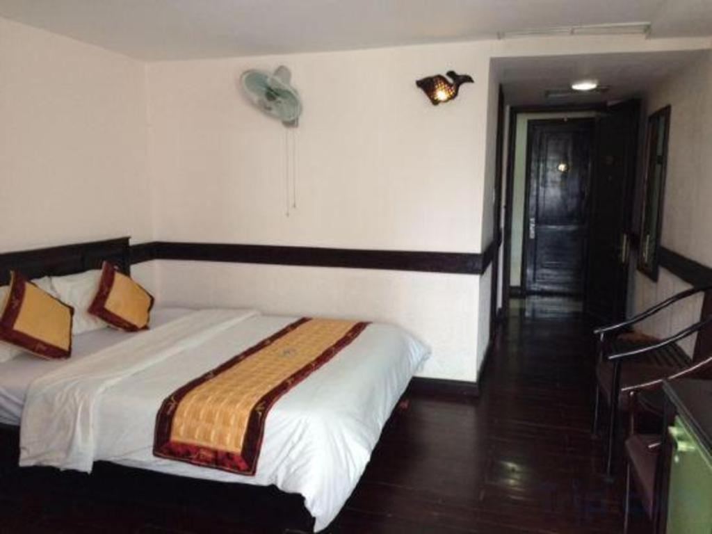 Orient Hotel Da Nang Bagian luar foto